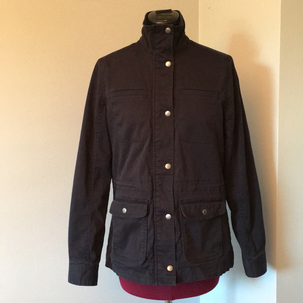 LL Bean Women’s Navy Classic Utility Jacket